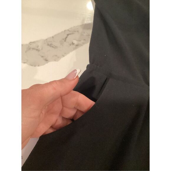 Marine Layer Nellie Black Crepe Jumpsuit Sz M Pockets Elastic Waist - Picture 10 of 11